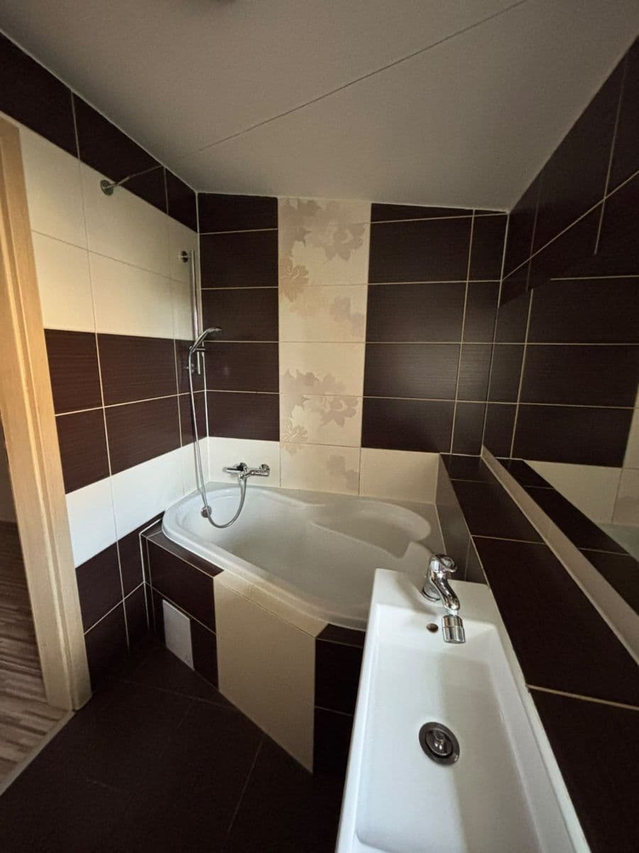 2 bedroom with open-plan kitchen flat to rent, 76 m², Vendryně, Moravskoslezský Region 2 bedroom with open-plan kitchen flat to rent, 76 m², Vendryně, Moravskoslezský Region