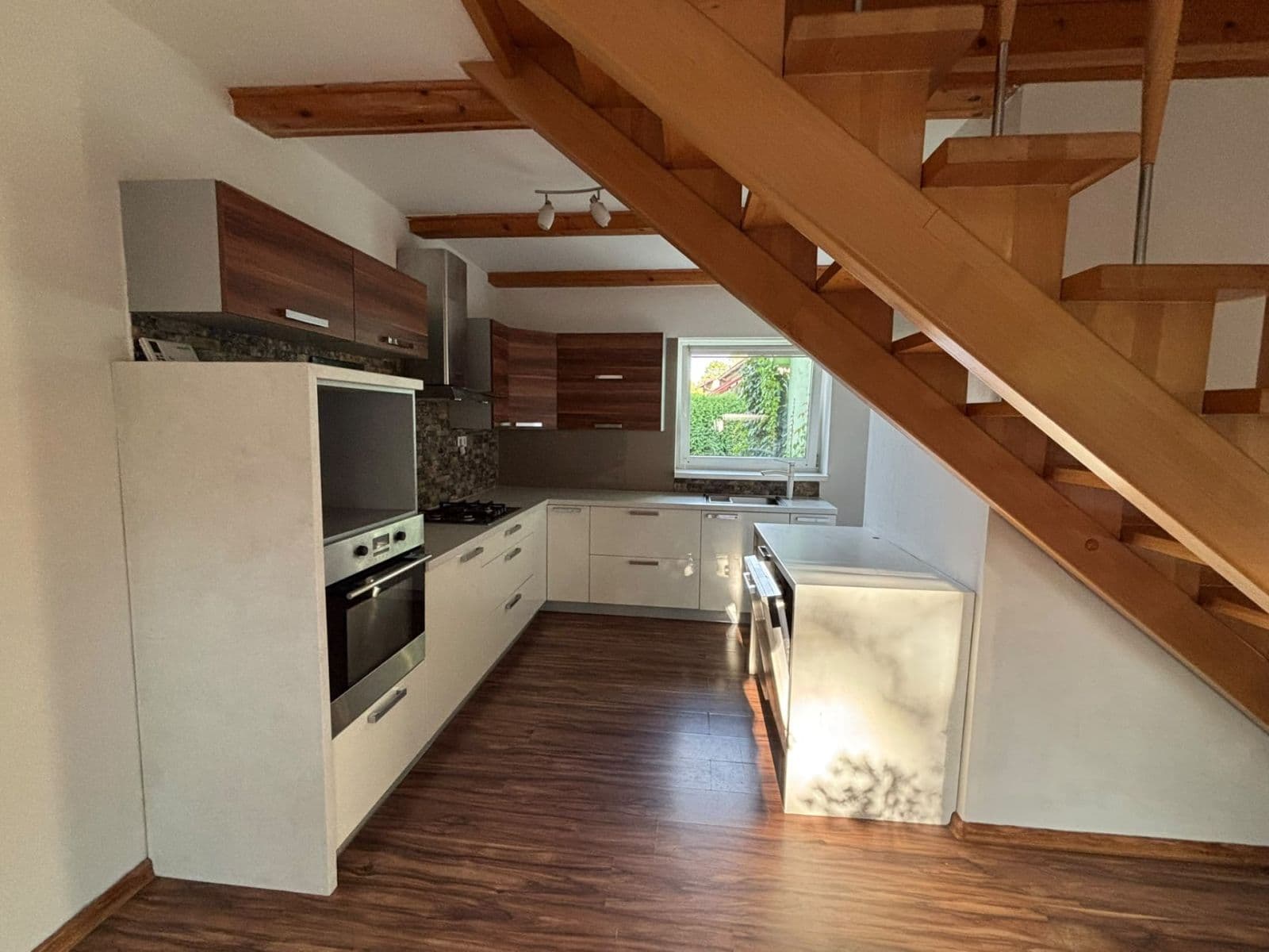 2 bedroom with open-plan kitchen flat to rent, 76 m², Vendryně, Moravskoslezský Region 2 bedroom with open-plan kitchen flat to rent, 76 m², Vendryně, Moravskoslezský Region