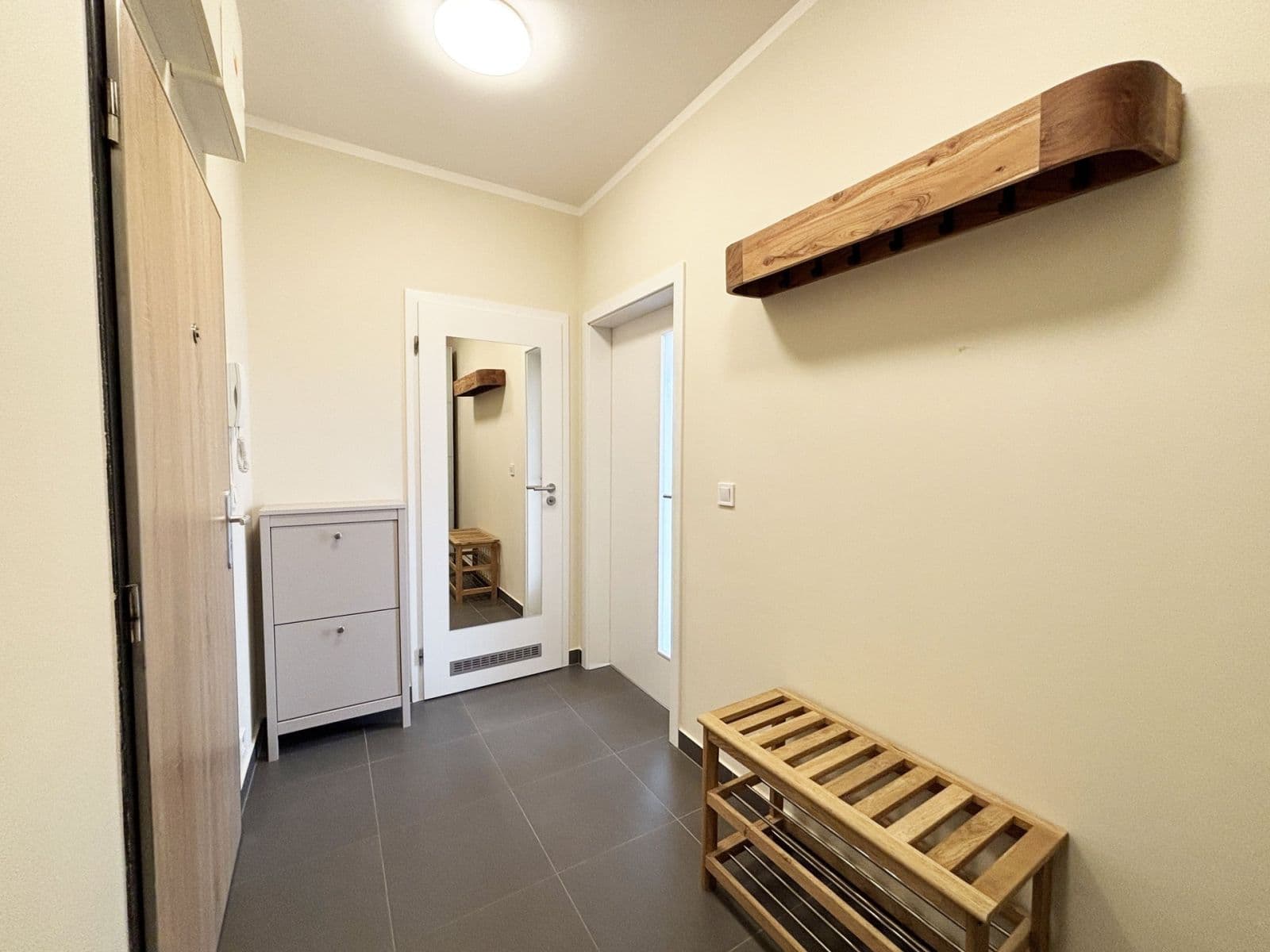 Studio flat to rent, 33 m², Granitova, Prague, Prague Studio flat to rent, 33 m², Granitova, Prague, Prague