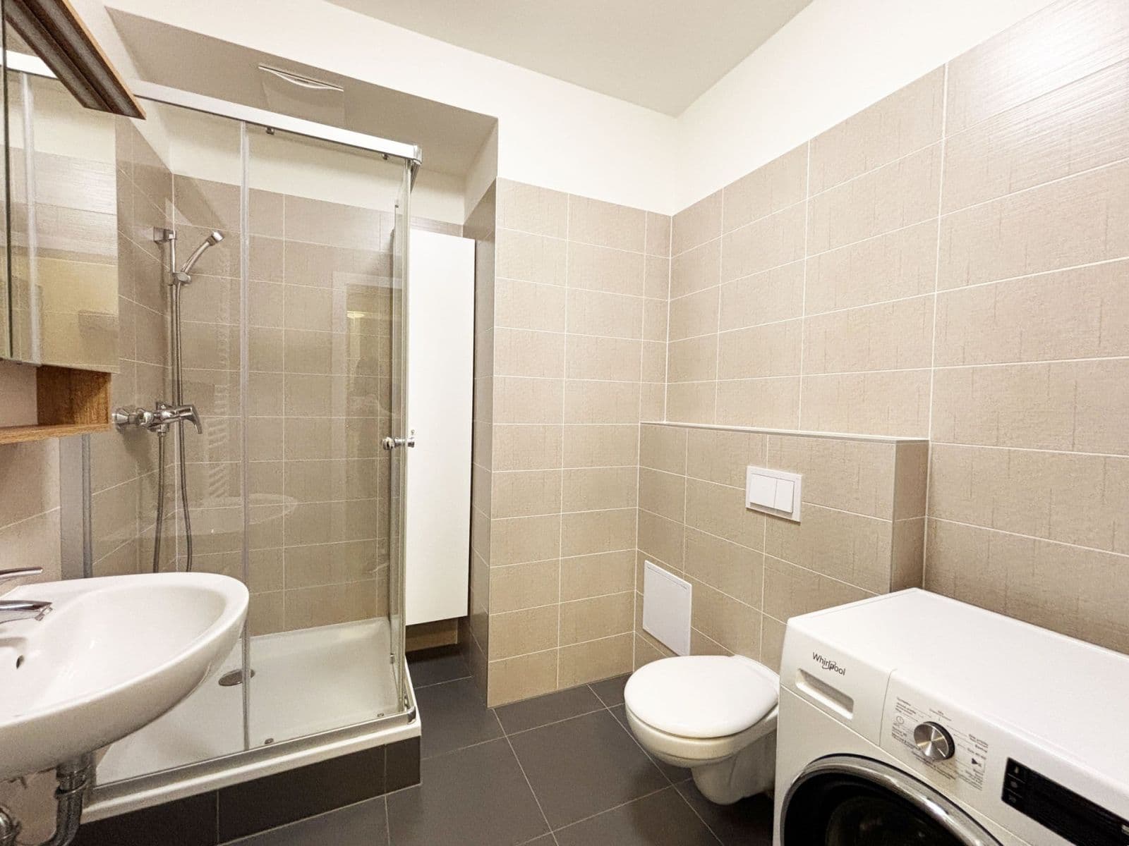 Studio flat to rent, 33 m², Granitova, Prague, Prague Studio flat to rent, 33 m², Granitova, Prague, Prague