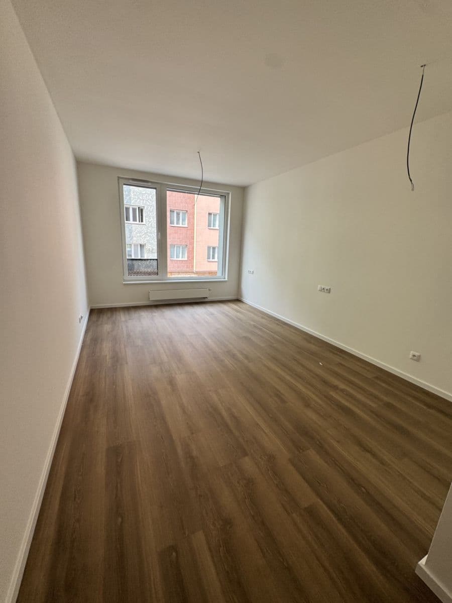 1 bedroom with open-plan kitchen flat for sale, 65 m², Drahobejlova, Prague, Prague 1 bedroom with open-plan kitchen flat for sale, 65 m², Drahobejlova, Prague, Prague