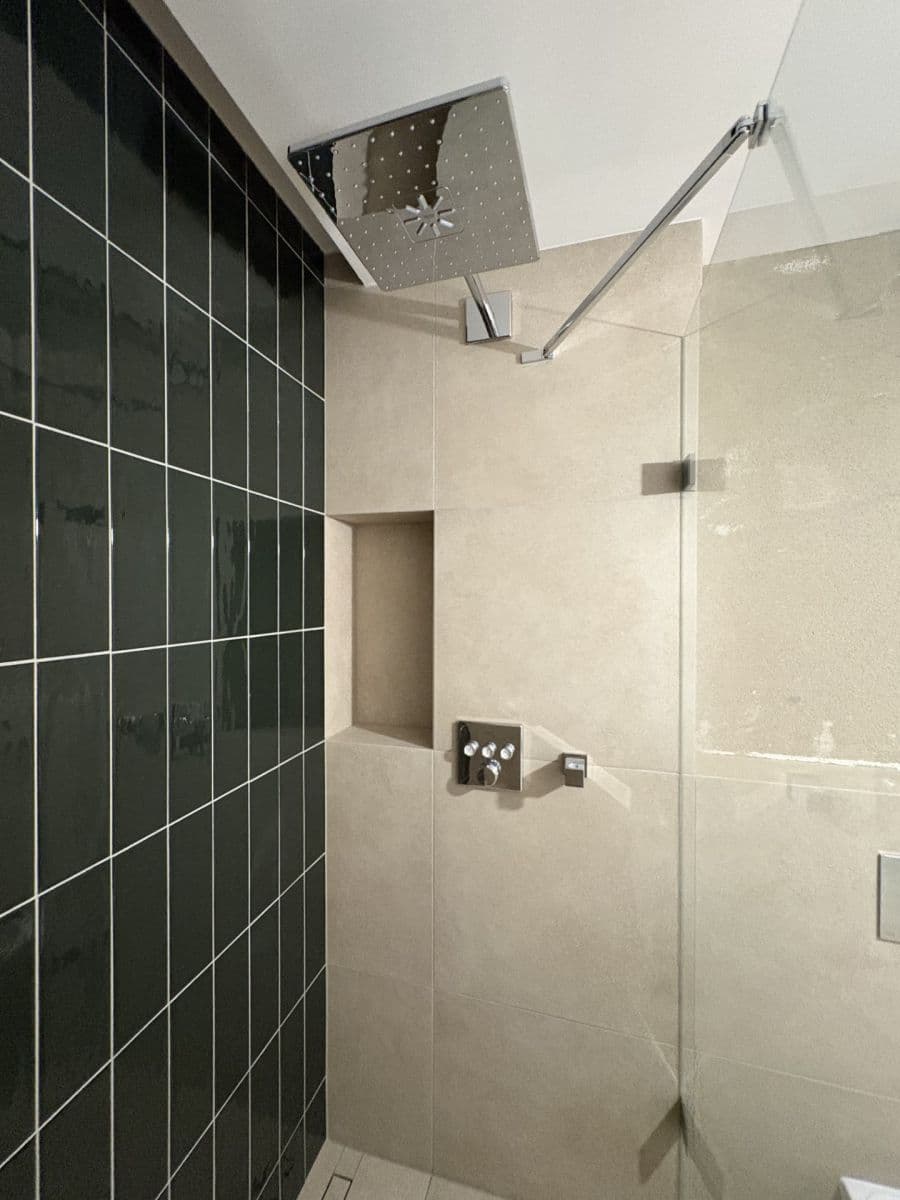 1 bedroom with open-plan kitchen flat for sale, 65 m², Drahobejlova, Prague, Prague 1 bedroom with open-plan kitchen flat for sale, 65 m², Drahobejlova, Prague, Prague