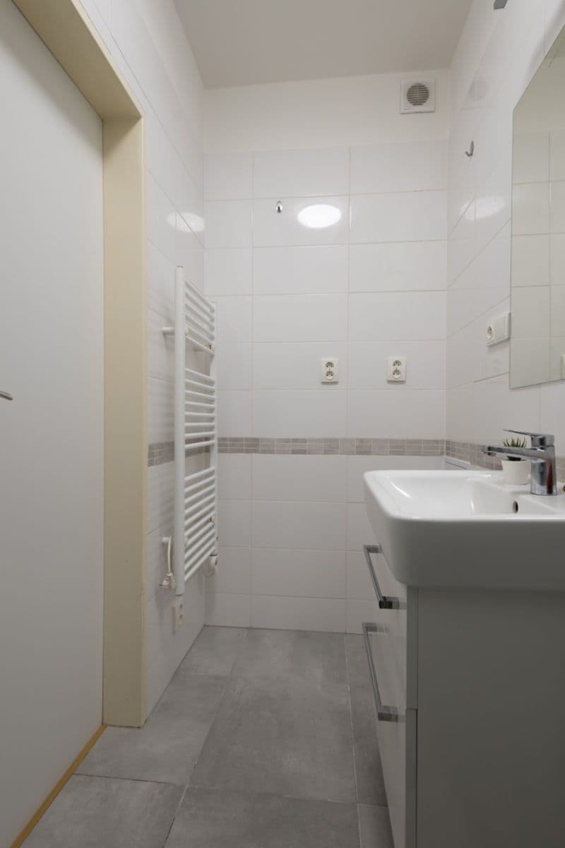 1 bedroom with open-plan kitchen flat for sale, 55 m², Československé armády, Ostrava, Moravskoslezský Region 1 bedroom with open-plan kitchen flat for sale, 55 m², Československé armády, Ostrava, Moravskoslezský Region