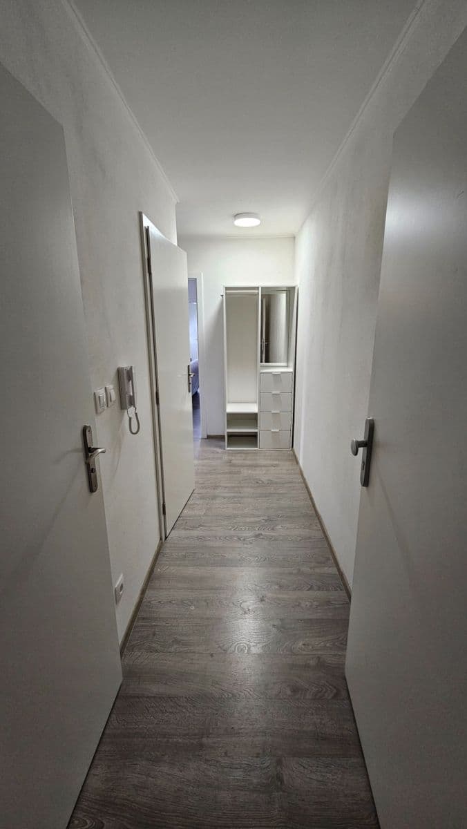 3 bedroom flat to rent, 67 m², Gabčíkova, Nehvizdy, Středočeský Region 3 bedroom flat to rent, 67 m², Gabčíkova, Nehvizdy, Středočeský Region