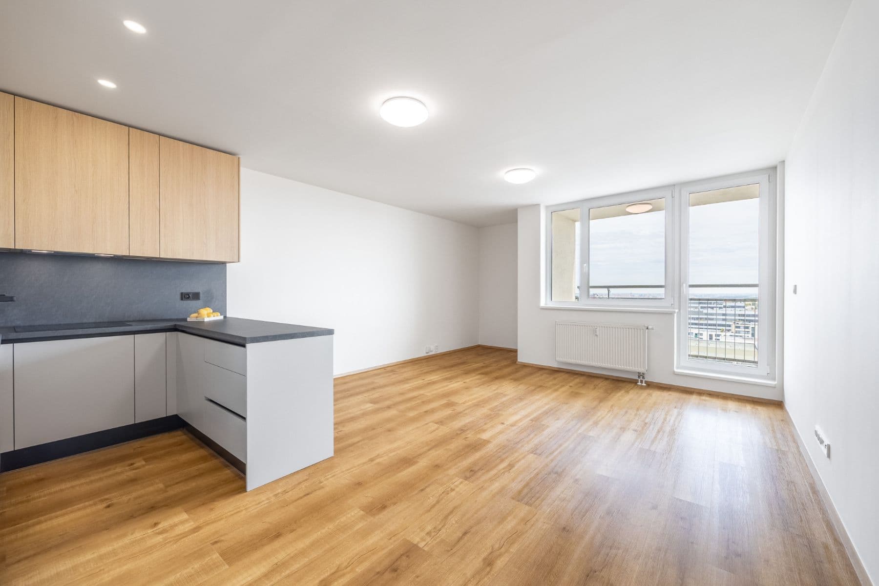 2 bedroom with open-plan kitchen flat for sale, 92 m², Petržílkova, Prague, Prague 2 bedroom with open-plan kitchen flat for sale, 92 m², Petržílkova, Prague, Prague