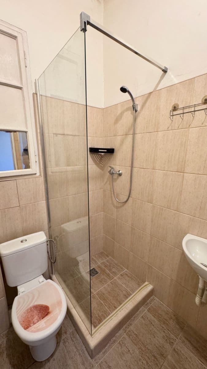 1 bedroom with open-plan kitchen flat to rent, 42 m², Heydukova, Prague, Prague 1 bedroom with open-plan kitchen flat to rent, 42 m², Heydukova, Prague, Prague
