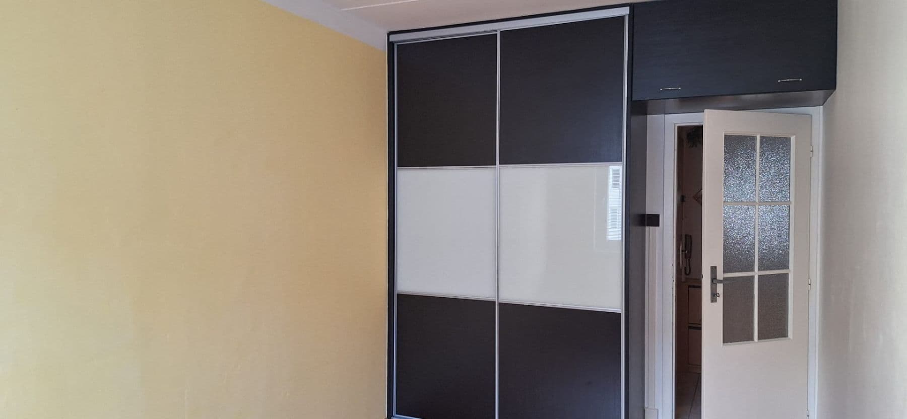 3 bedroom flat to rent, 77 m², Voskovcova, Prague, Prague 3 bedroom flat to rent, 77 m², Voskovcova, Prague, Prague