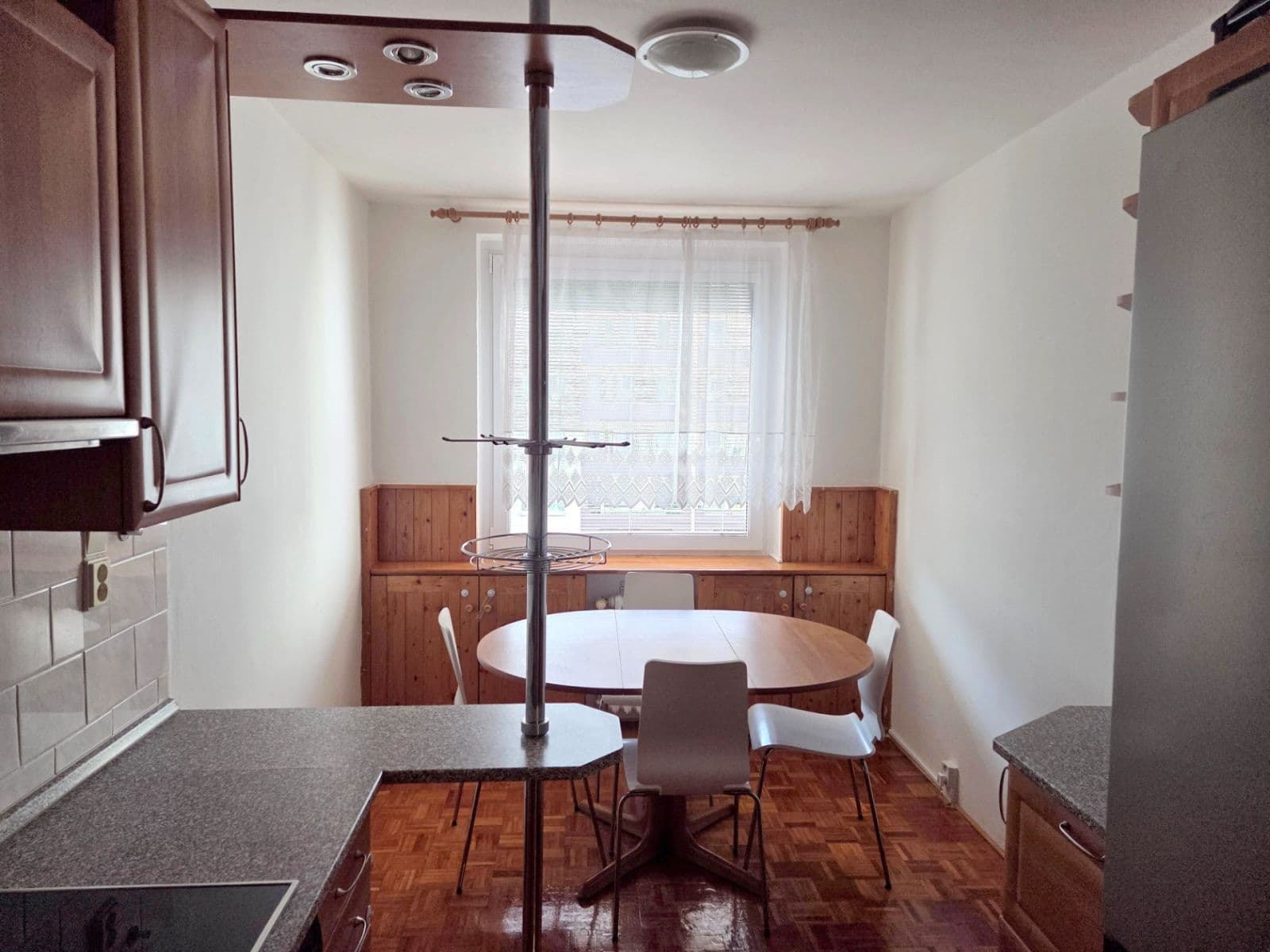 3 bedroom flat to rent, 77 m², Voskovcova, Prague, Prague 3 bedroom flat to rent, 77 m², Voskovcova, Prague, Prague