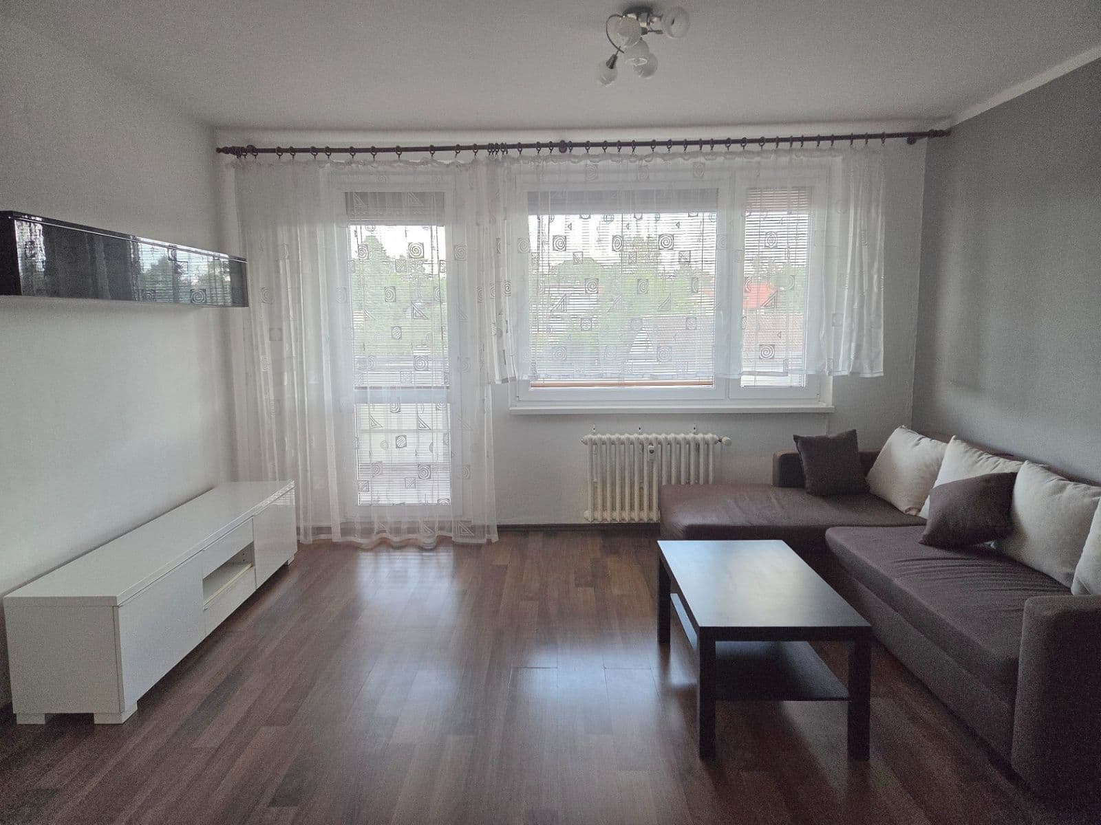 3 bedroom flat to rent, 77 m², Voskovcova, Prague, Prague 3 bedroom flat to rent, 77 m², Voskovcova, Prague, Prague