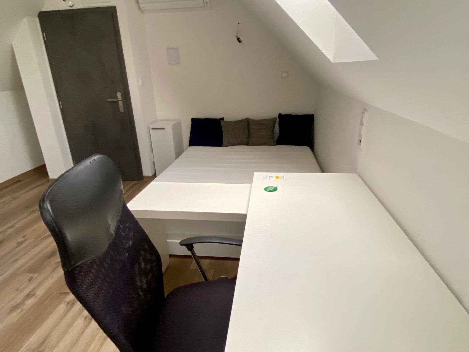 Studio flat to rent, 28 m², Dalovická, Prague, Prague Studio flat to rent, 28 m², Dalovická, Prague, Prague