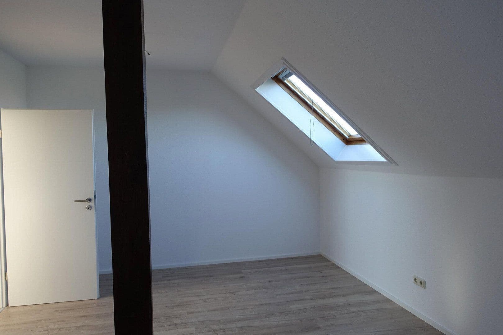 2 bedroom with open-plan kitchen flat to rent, 150 m², Lützerodaer Weg 8, JENA, Thuringia 2 bedroom with open-plan kitchen flat to rent, 150 m², Lützerodaer Weg 8, JENA, Thuringia