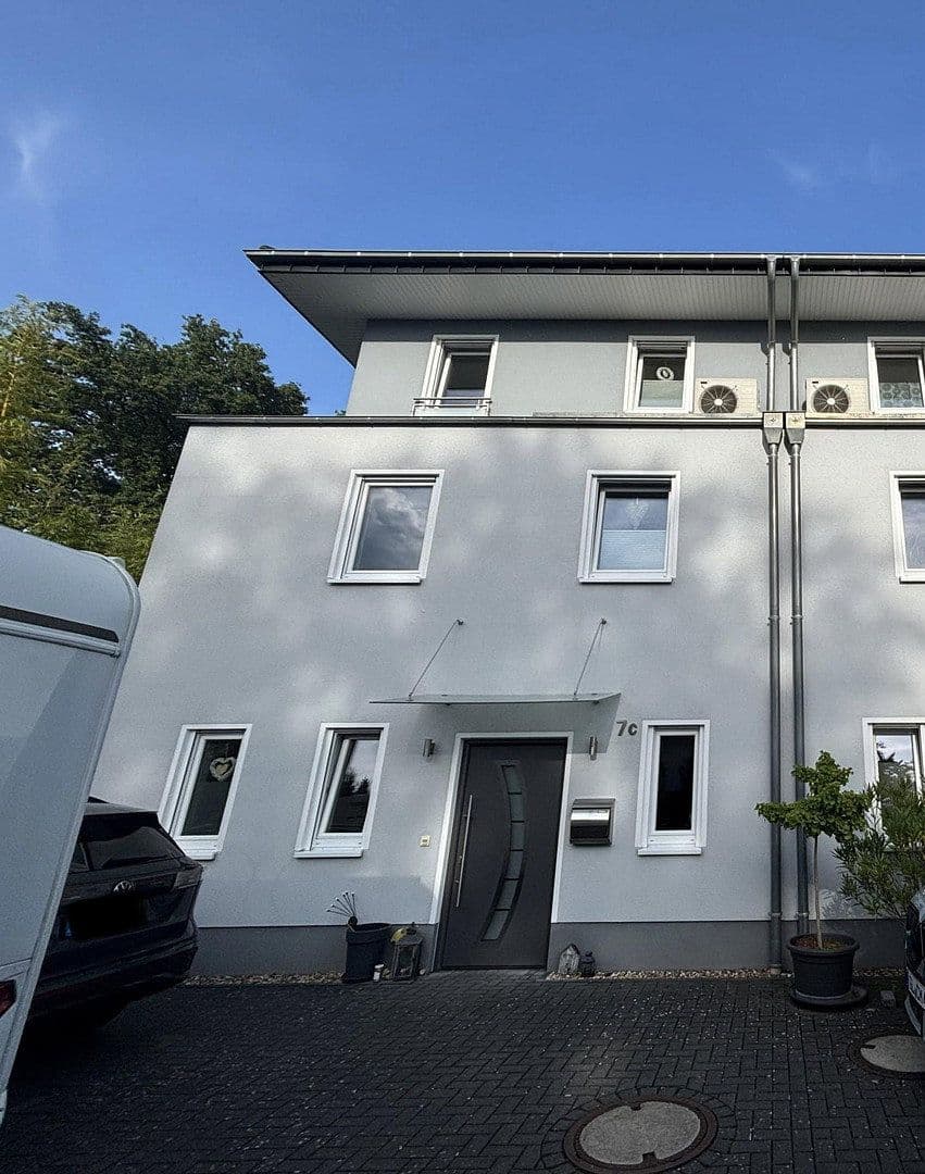house to rent, 160 m², Bergisch Gladbach, North Rhine-Westphalia house to rent, 160 m², Bergisch Gladbach, North Rhine-Westphalia