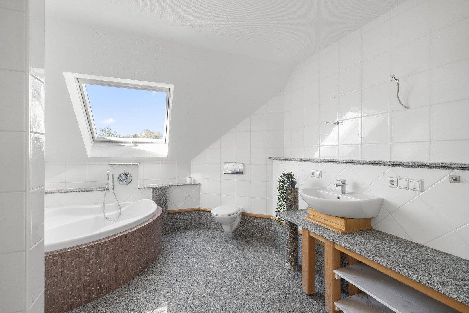 house for sale, 240 m², Sinsheim, Baden-Württemberg house for sale, 240 m², Sinsheim, Baden-Württemberg