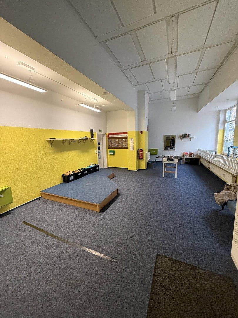 office to rent, 155 m², Wartlaustraße 3, Neubrandenburg, Mecklenburg-Vorpommern office to rent, 155 m², Wartlaustraße 3, Neubrandenburg, Mecklenburg-Vorpommern
