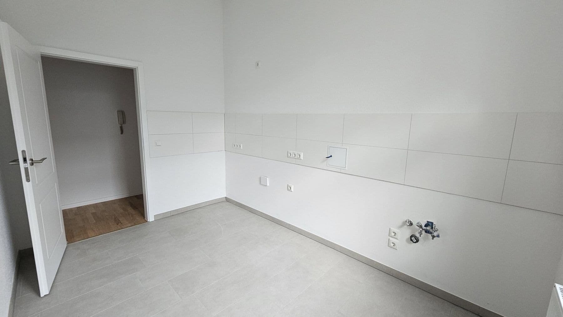 3 bedroom flat to rent, 56 m², Magedburg, Saxony-Anhalt 3 bedroom flat to rent, 56 m², Magedburg, Saxony-Anhalt