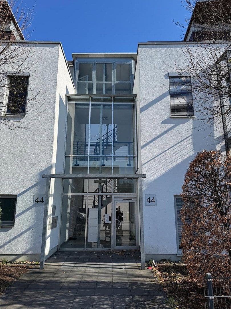 office for sale, 1,205 m², Vereinsstrasse 44, Neuss, North Rhine-Westphalia office for sale, 1,205 m², Vereinsstrasse 44, Neuss, North Rhine-Westphalia
