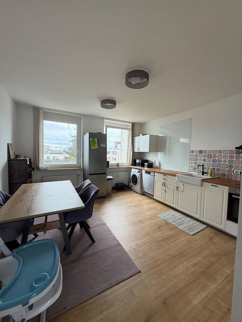4 bedroom flat to rent, 135 m², Louisenstraße 69, Bad Homburg vor der Höhe, Hesse 4 bedroom flat to rent, 135 m², Louisenstraße 69, Bad Homburg vor der Höhe, Hesse