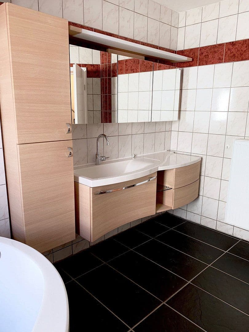 house to rent, 95 m², Eschborn, Hesse house to rent, 95 m², Eschborn, Hesse
