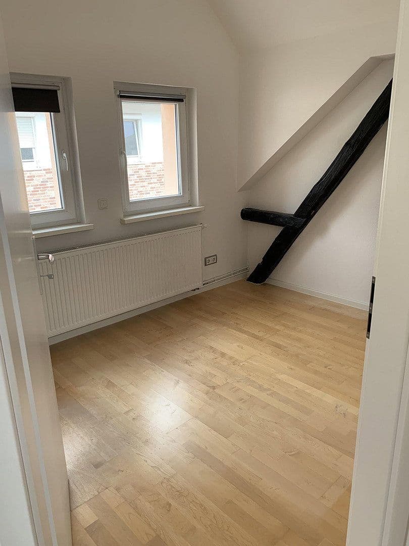 house to rent, 95 m², Eschborn, Hesse house to rent, 95 m², Eschborn, Hesse