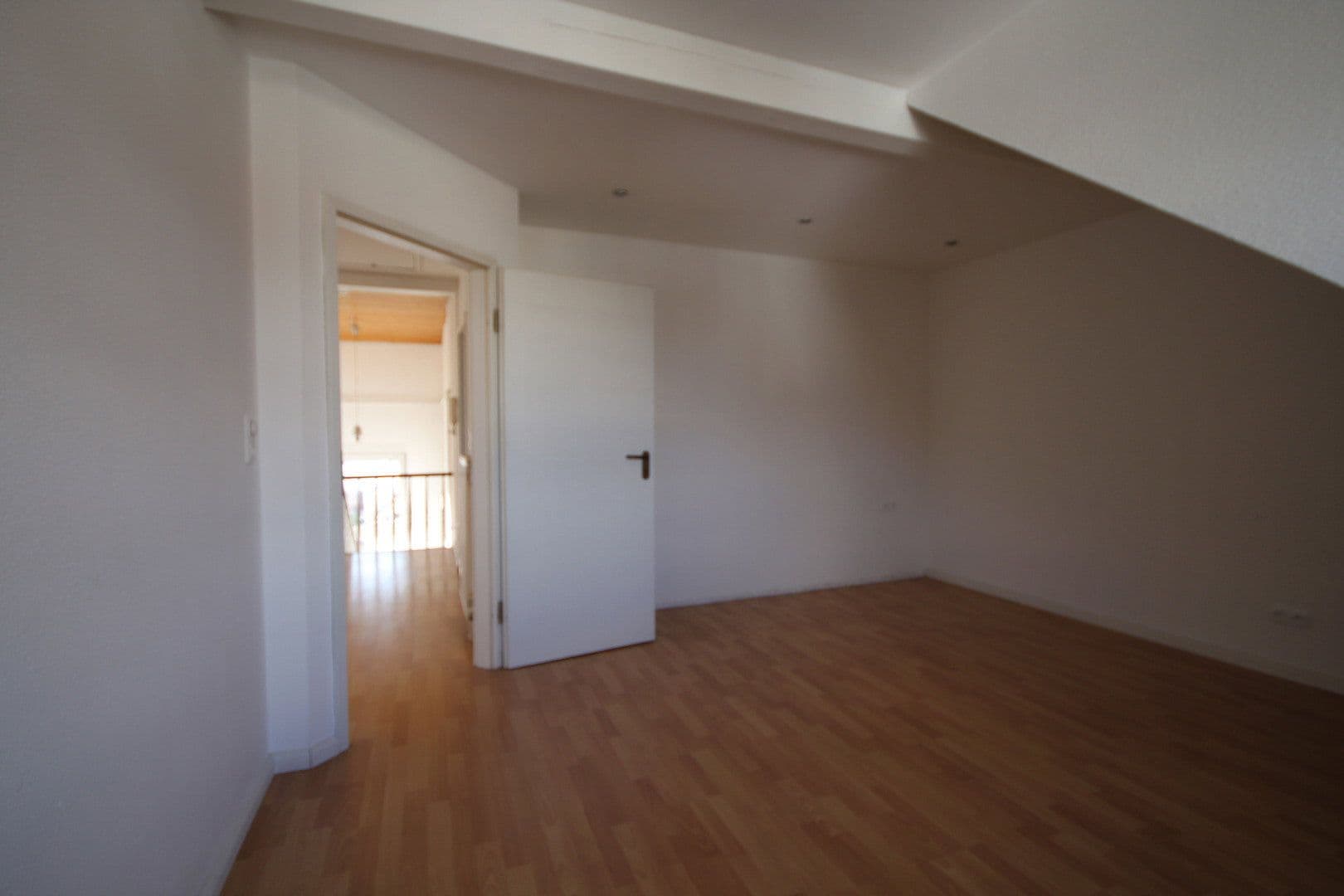 2 bedroom flat to rent, 90 m², Neu-Isenburg, Hesse 2 bedroom flat to rent, 90 m², Neu-Isenburg, Hesse