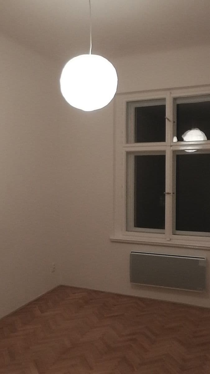 1 bedroom with open-plan kitchen flat to rent, 38 m², Korunní, Prague, Prague 1 bedroom with open-plan kitchen flat to rent, 38 m², Korunní, Prague, Prague