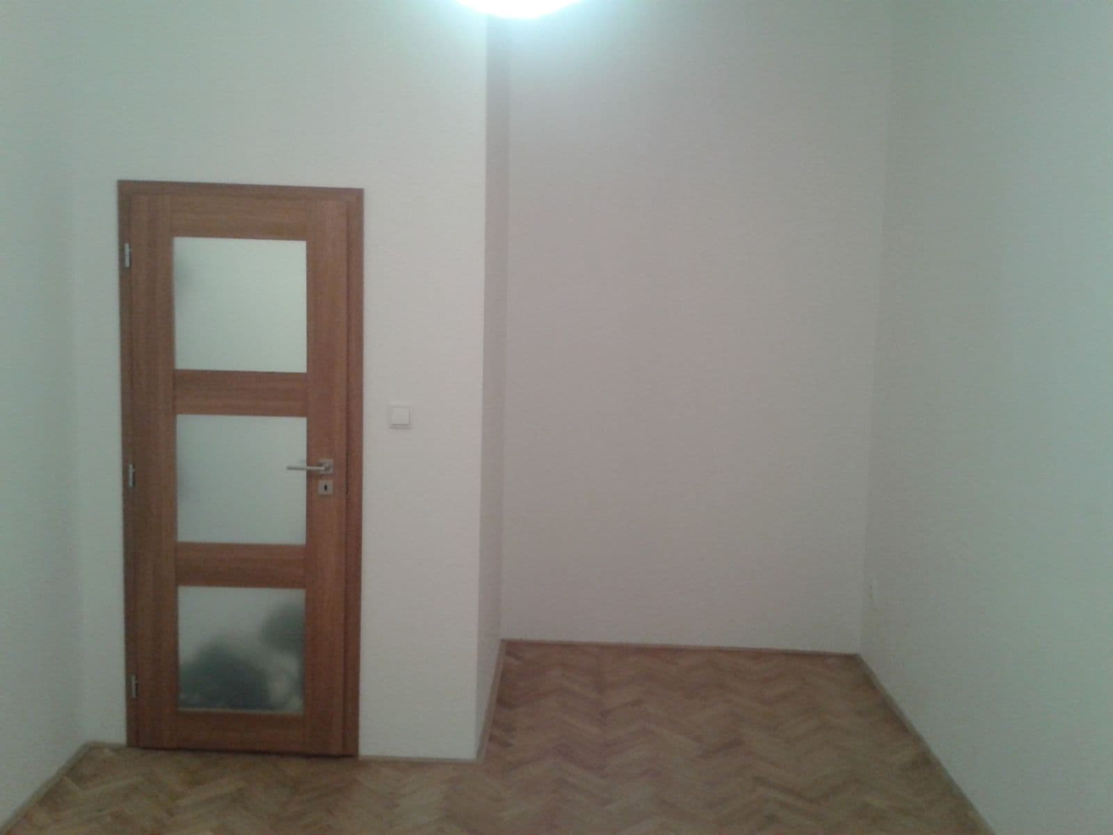 1 bedroom with open-plan kitchen flat to rent, 38 m², Korunní, Prague, Prague 1 bedroom with open-plan kitchen flat to rent, 38 m², Korunní, Prague, Prague