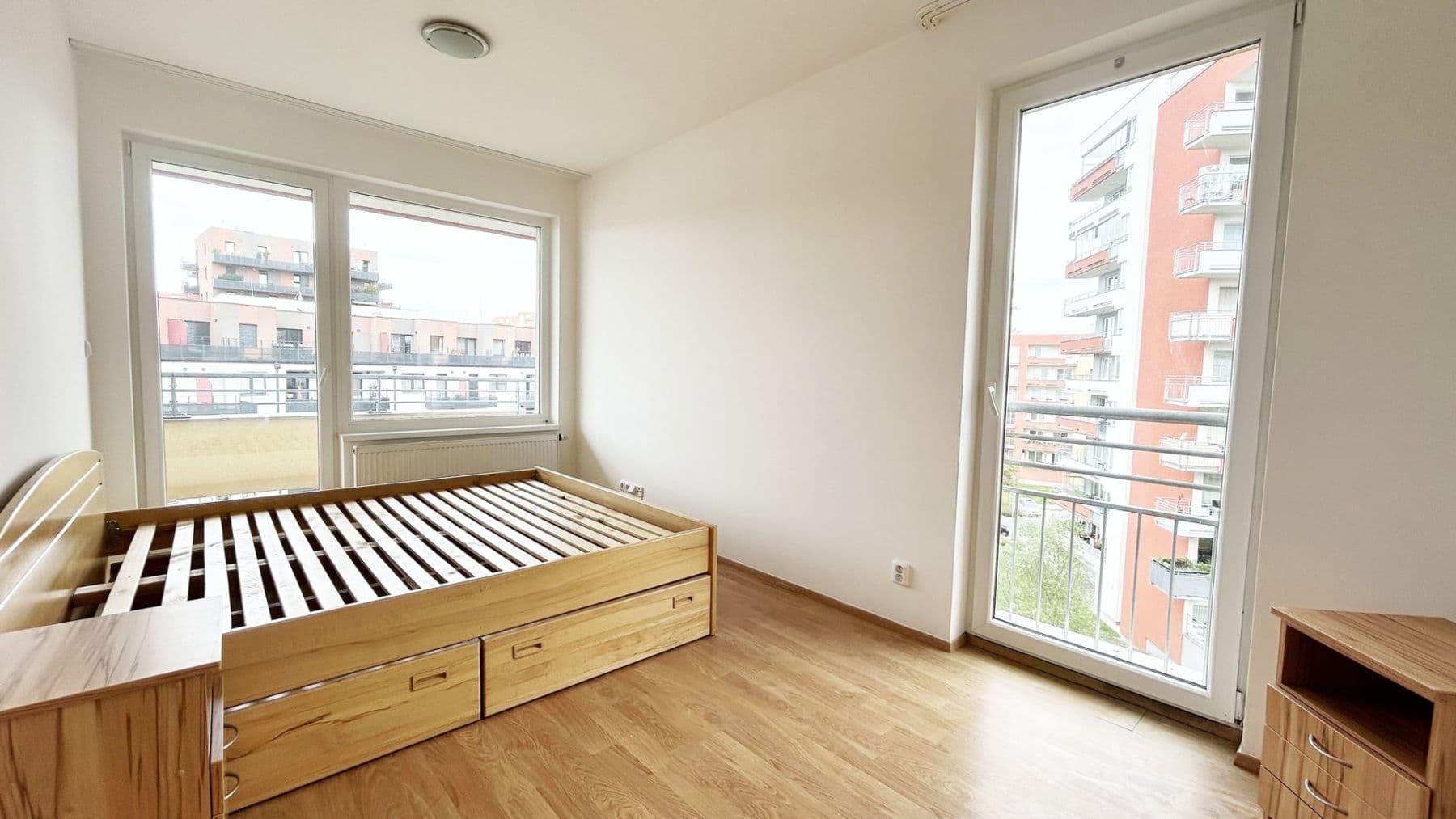 1 bedroom with open-plan kitchen flat to rent, 57 m², Pavla Beneše, Prague, Prague 1 bedroom with open-plan kitchen flat to rent, 57 m², Pavla Beneše, Prague, Prague
