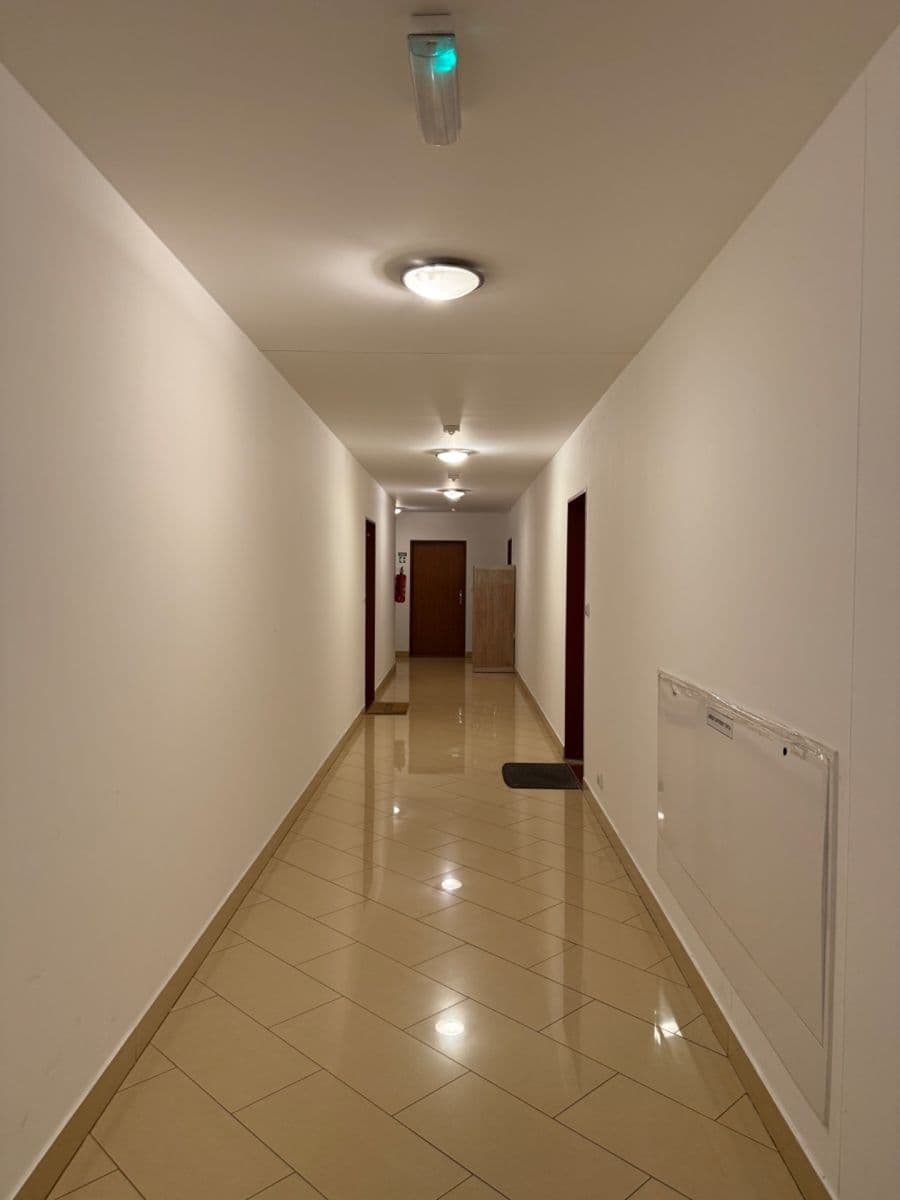 Studio flat to rent, 33 m², Miroslava Hajna, Prague, Prague Studio flat to rent, 33 m², Miroslava Hajna, Prague, Prague