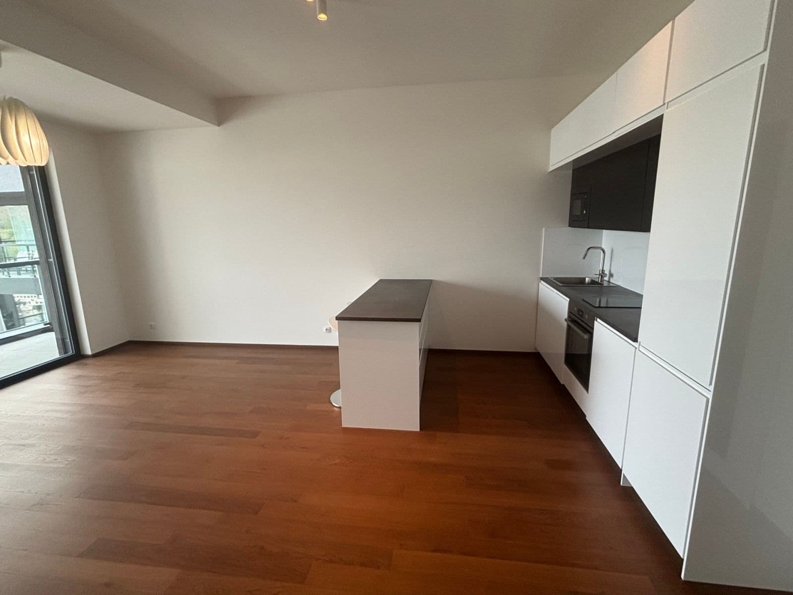 1 bedroom with open-plan kitchen flat for sale, 65 m², Jankovcova, Prague, Prague 1 bedroom with open-plan kitchen flat for sale, 65 m², Jankovcova, Prague, Prague