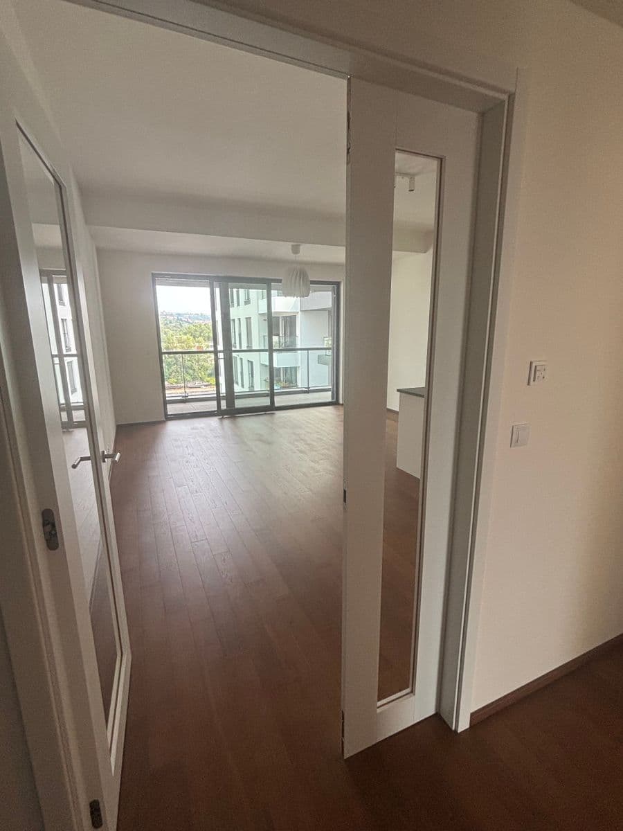 1 bedroom with open-plan kitchen flat for sale, 65 m², Jankovcova, Prague, Prague 1 bedroom with open-plan kitchen flat for sale, 65 m², Jankovcova, Prague, Prague