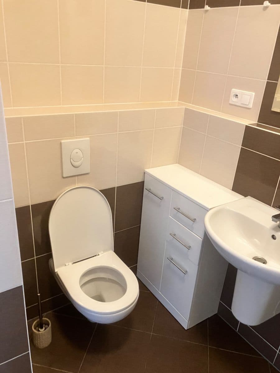 Studio flat to rent, 31 m², Sicherova, Prague, Prague Studio flat to rent, 31 m², Sicherova, Prague, Prague