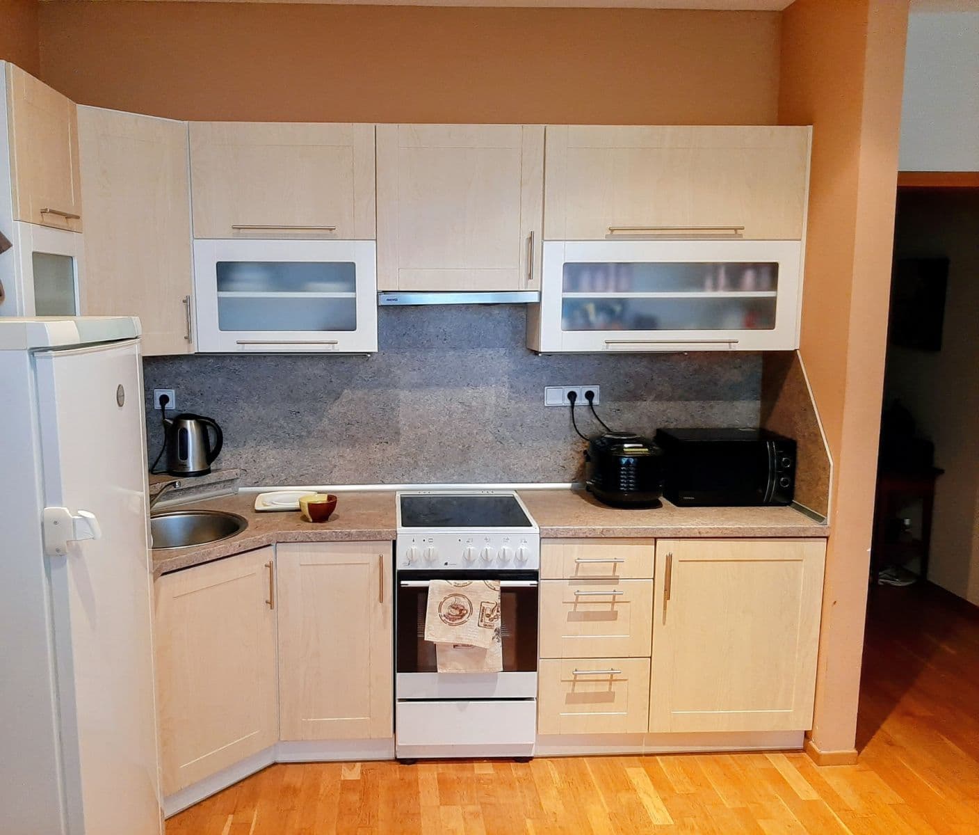 1 bedroom with open-plan kitchen flat to rent, 51 m², Korunní, Prague, Prague 1 bedroom with open-plan kitchen flat to rent, 51 m², Korunní, Prague, Prague