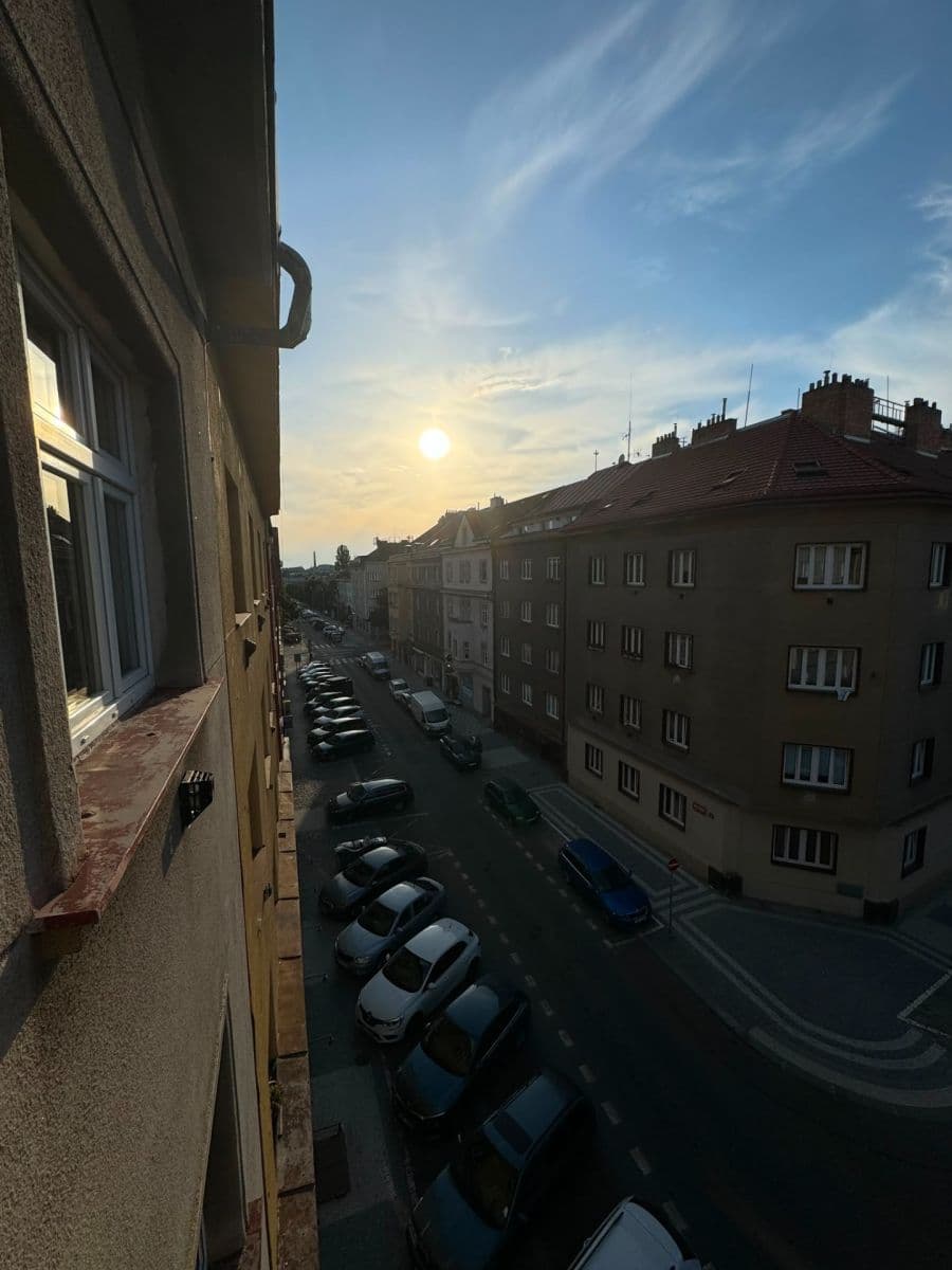 Studio flat to rent, 34 m², Nad Primaskou, Prague, Prague Studio flat to rent, 34 m², Nad Primaskou, Prague, Prague