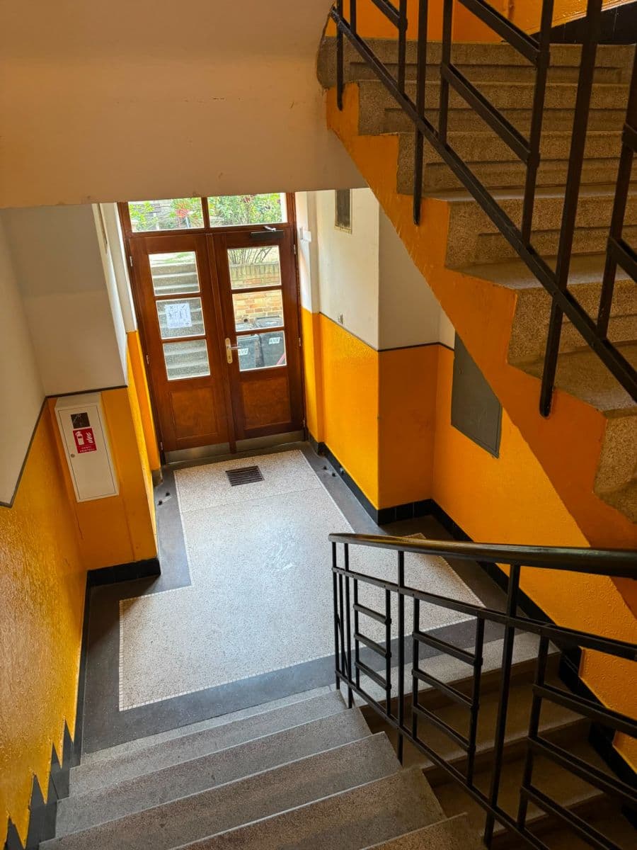 Studio flat to rent, 34 m², Nad Primaskou, Prague, Prague Studio flat to rent, 34 m², Nad Primaskou, Prague, Prague