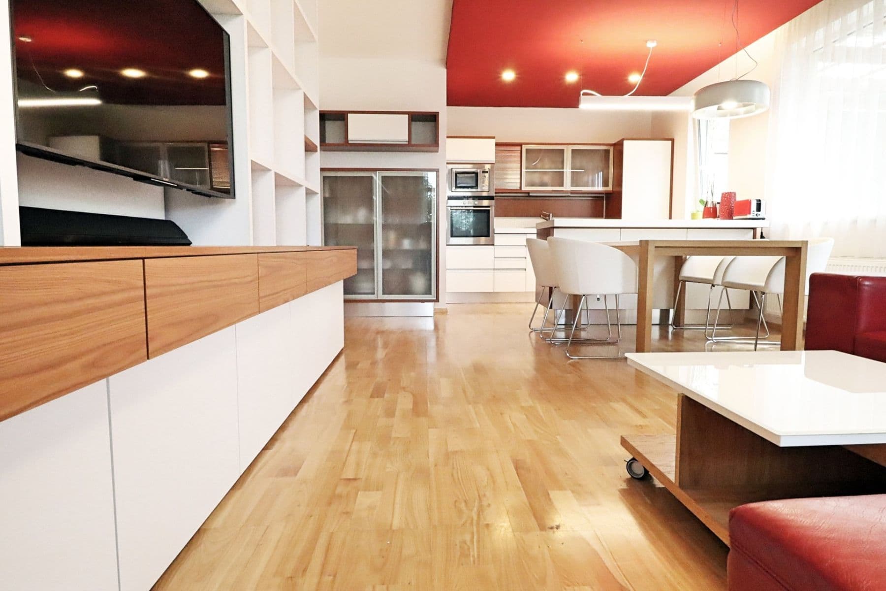 3 bedroom with open-plan kitchen flat to rent, 97 m², Werichova, Prague, Prague 3 bedroom with open-plan kitchen flat to rent, 97 m², Werichova, Prague, Prague