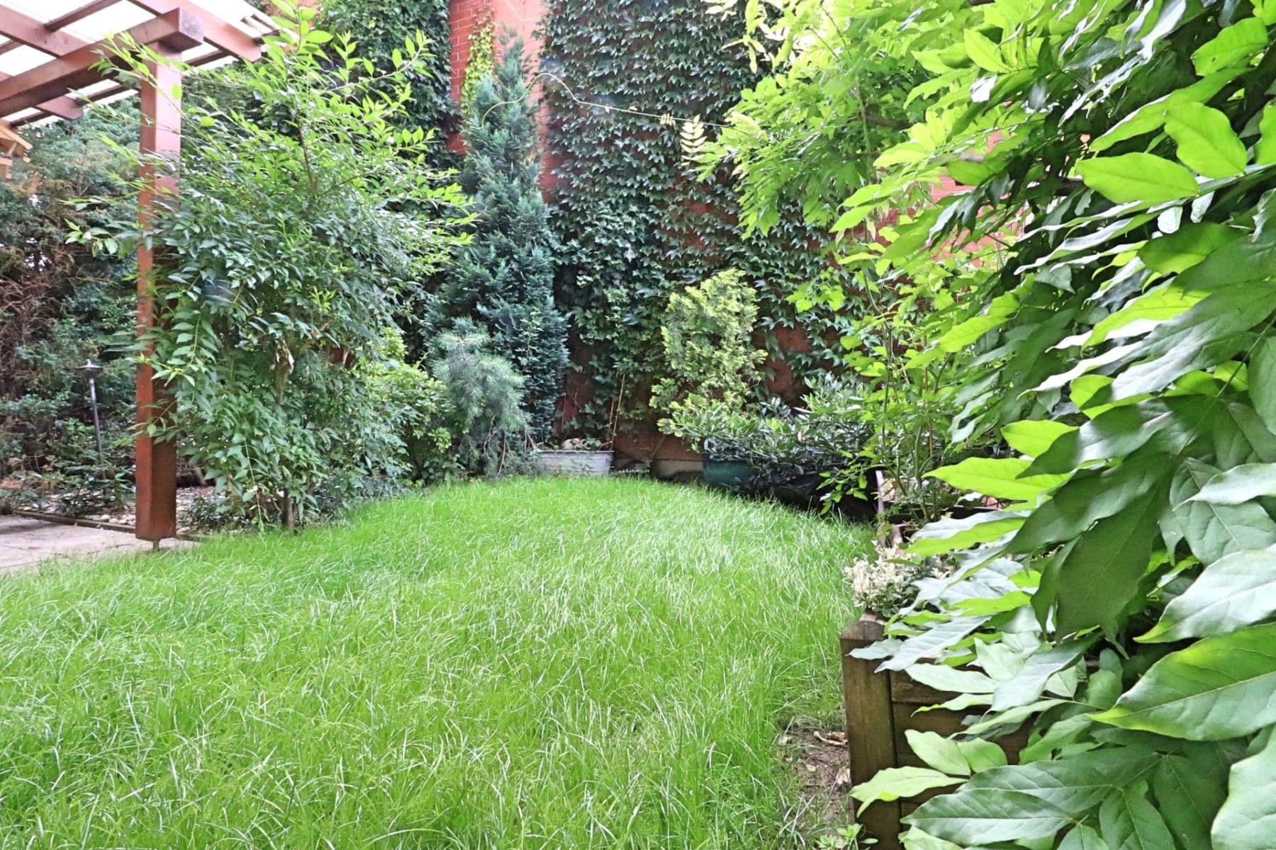 3 bedroom with open-plan kitchen flat to rent, 97 m², Werichova, Prague, Prague 3 bedroom with open-plan kitchen flat to rent, 97 m², Werichova, Prague, Prague
