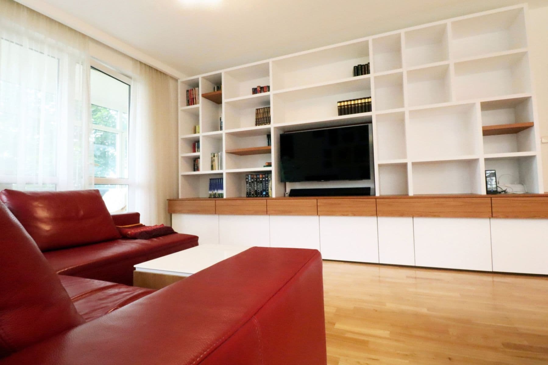 3 bedroom with open-plan kitchen flat to rent, 97 m², Werichova, Prague, Prague 3 bedroom with open-plan kitchen flat to rent, 97 m², Werichova, Prague, Prague