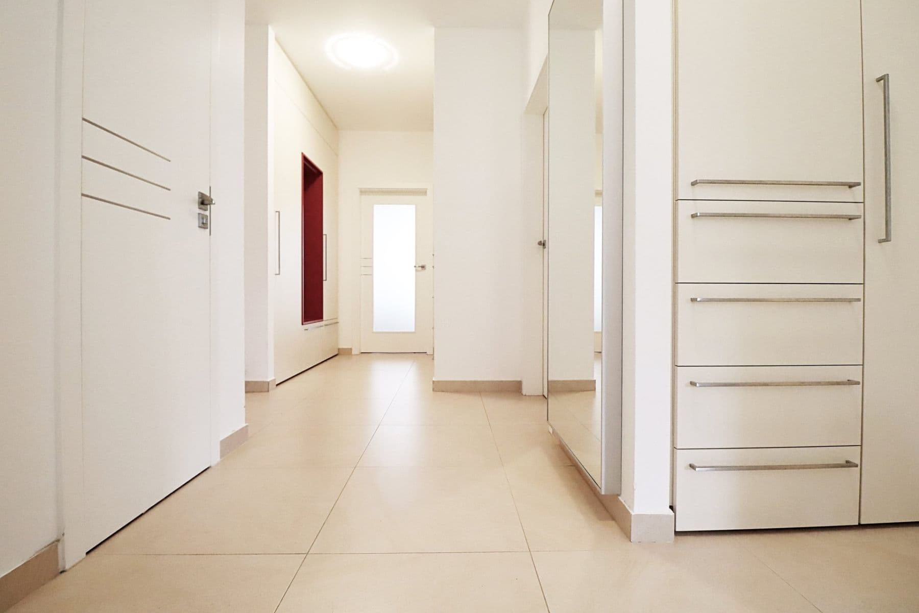 3 bedroom with open-plan kitchen flat to rent, 97 m², Werichova, Prague, Prague 3 bedroom with open-plan kitchen flat to rent, 97 m², Werichova, Prague, Prague