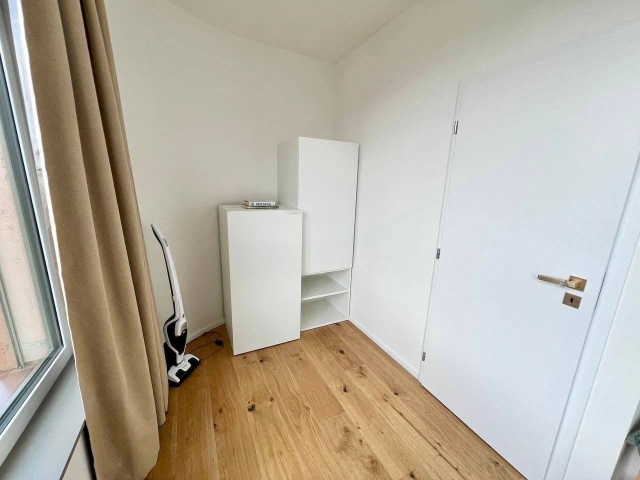 1 bedroom with open-plan kitchen flat to rent, 39 m², U Komína, Prague, Prague 1 bedroom with open-plan kitchen flat to rent, 39 m², U Komína, Prague, Prague