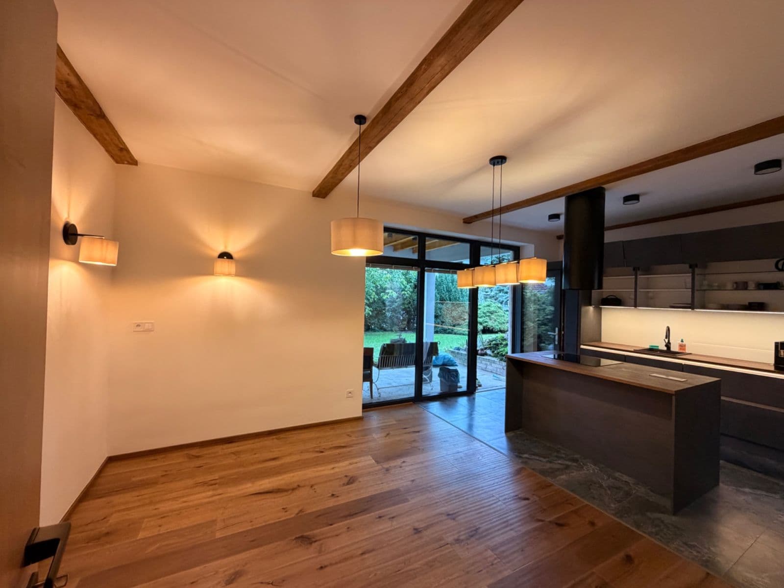1 bedroom with open-plan kitchen flat to rent, 60 m², Pod Fialkou, Prague, Prague 1 bedroom with open-plan kitchen flat to rent, 60 m², Pod Fialkou, Prague, Prague