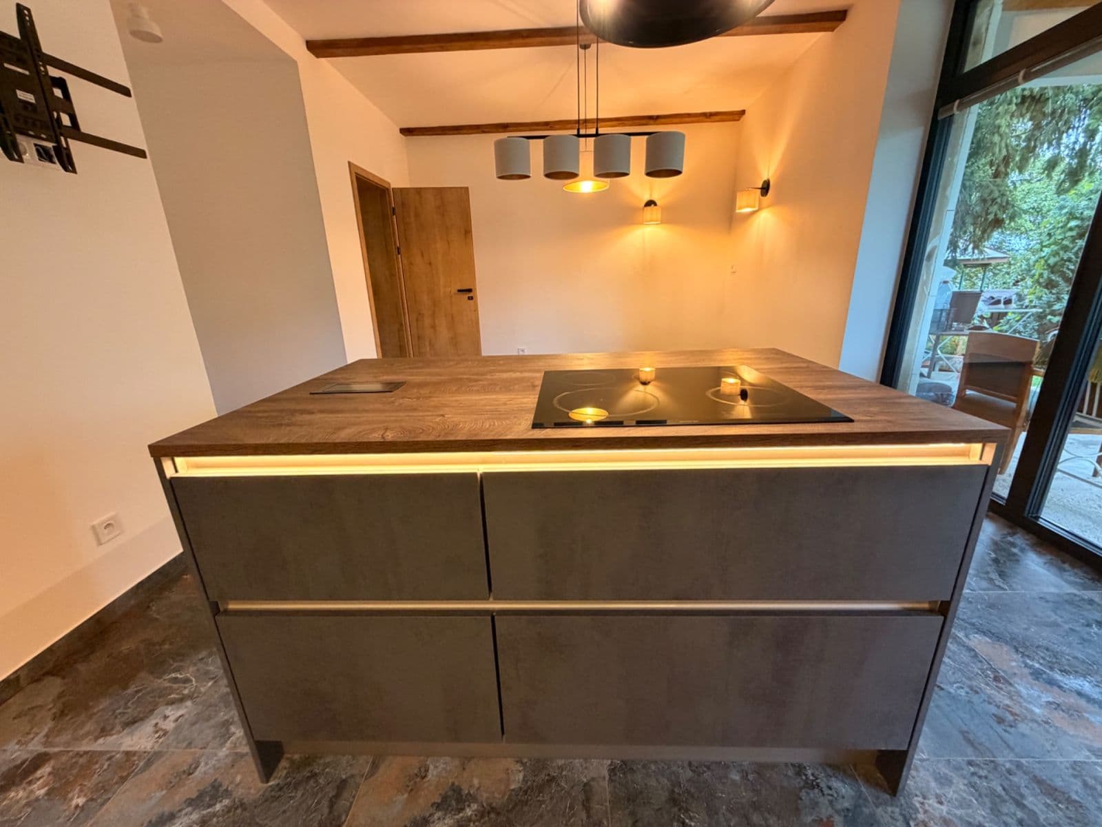 1 bedroom with open-plan kitchen flat to rent, 60 m², Pod Fialkou, Prague, Prague 1 bedroom with open-plan kitchen flat to rent, 60 m², Pod Fialkou, Prague, Prague