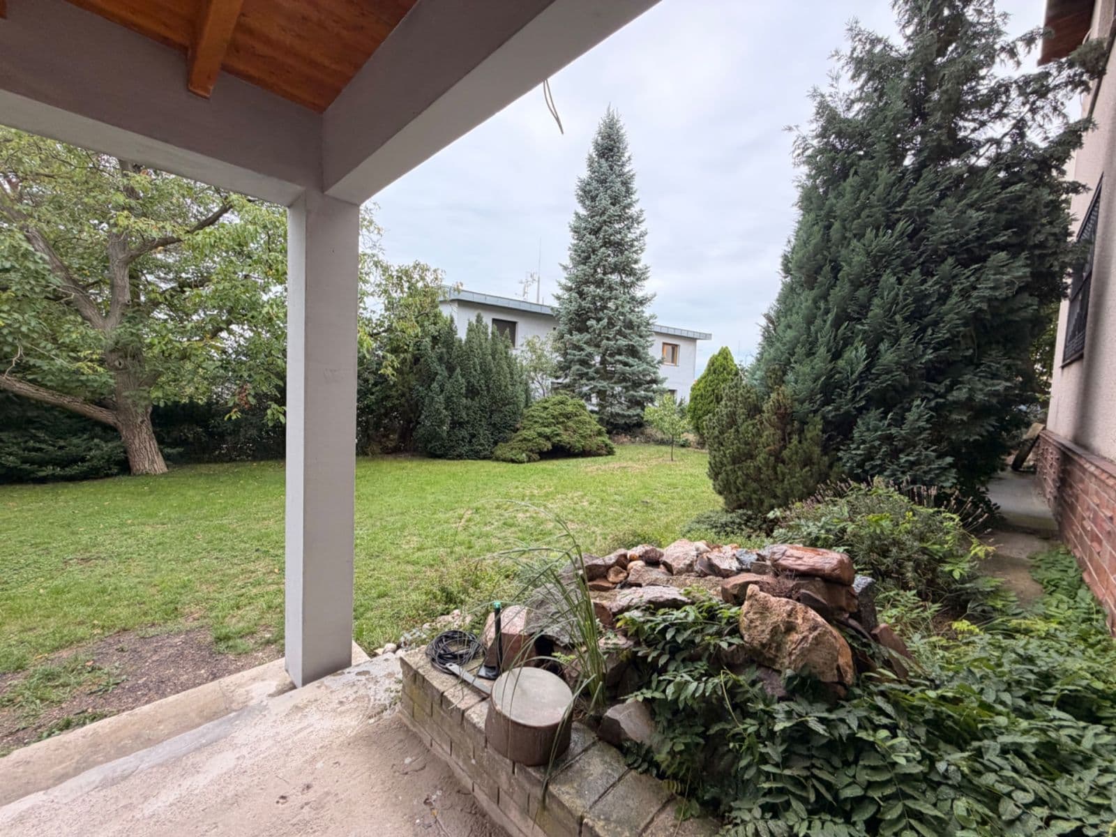 1 bedroom with open-plan kitchen flat to rent, 60 m², Pod Fialkou, Prague, Prague 1 bedroom with open-plan kitchen flat to rent, 60 m², Pod Fialkou, Prague, Prague