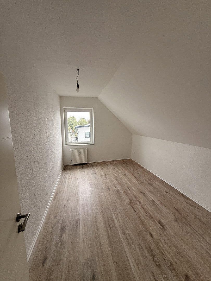 3 bedroom flat to rent, 75 m², Blumenstr. 47, Radevormwald, North Rhine-Westphalia 3 bedroom flat to rent, 75 m², Blumenstr. 47, Radevormwald, North Rhine-Westphalia