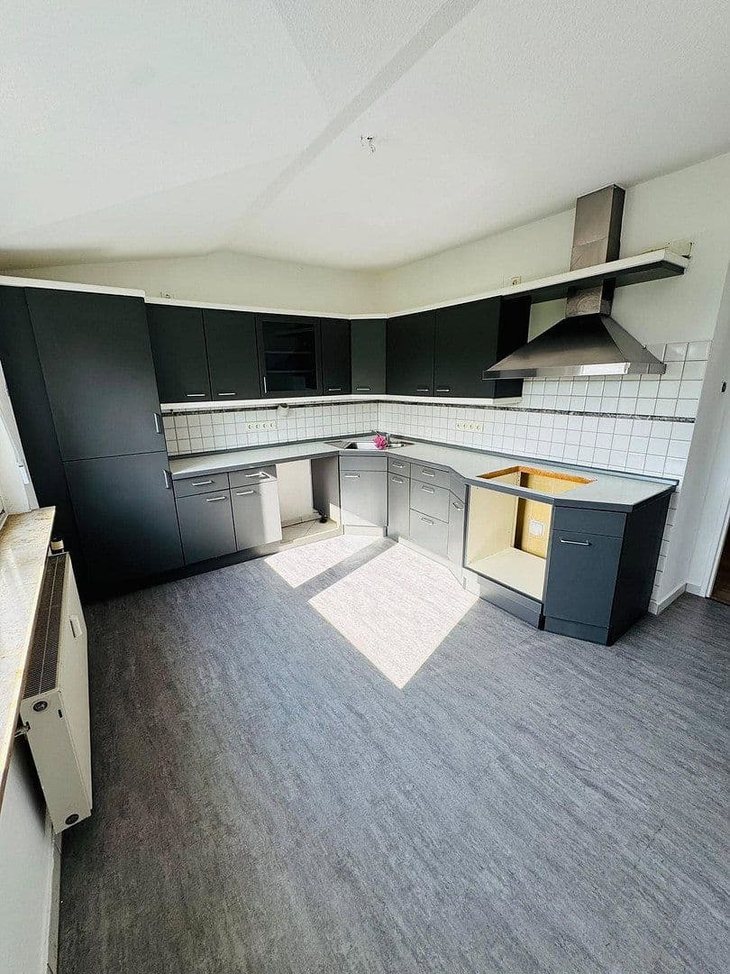 4 bedroom flat to rent, 92 m², Friedrichsdorf, Hesse 4 bedroom flat to rent, 92 m², Friedrichsdorf, Hesse