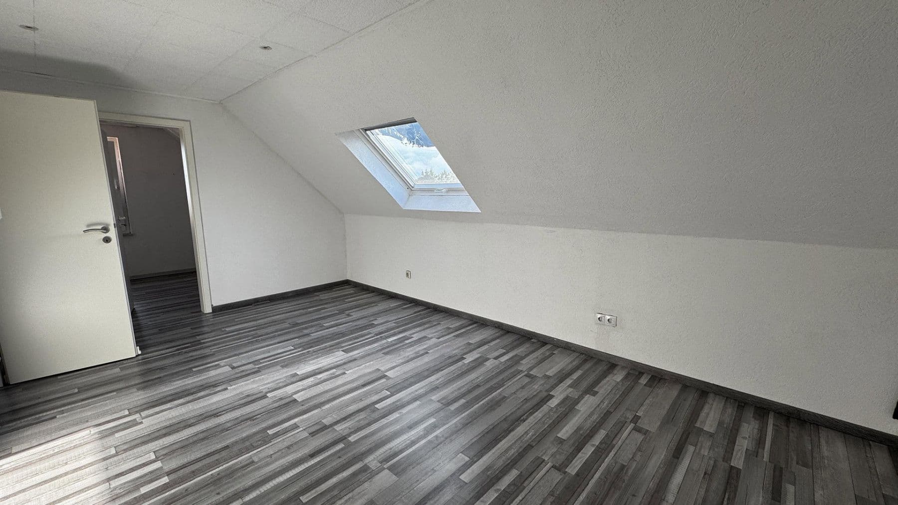 house for sale, 271 m², Lehrte, Lower Saxony house for sale, 271 m², Lehrte, Lower Saxony