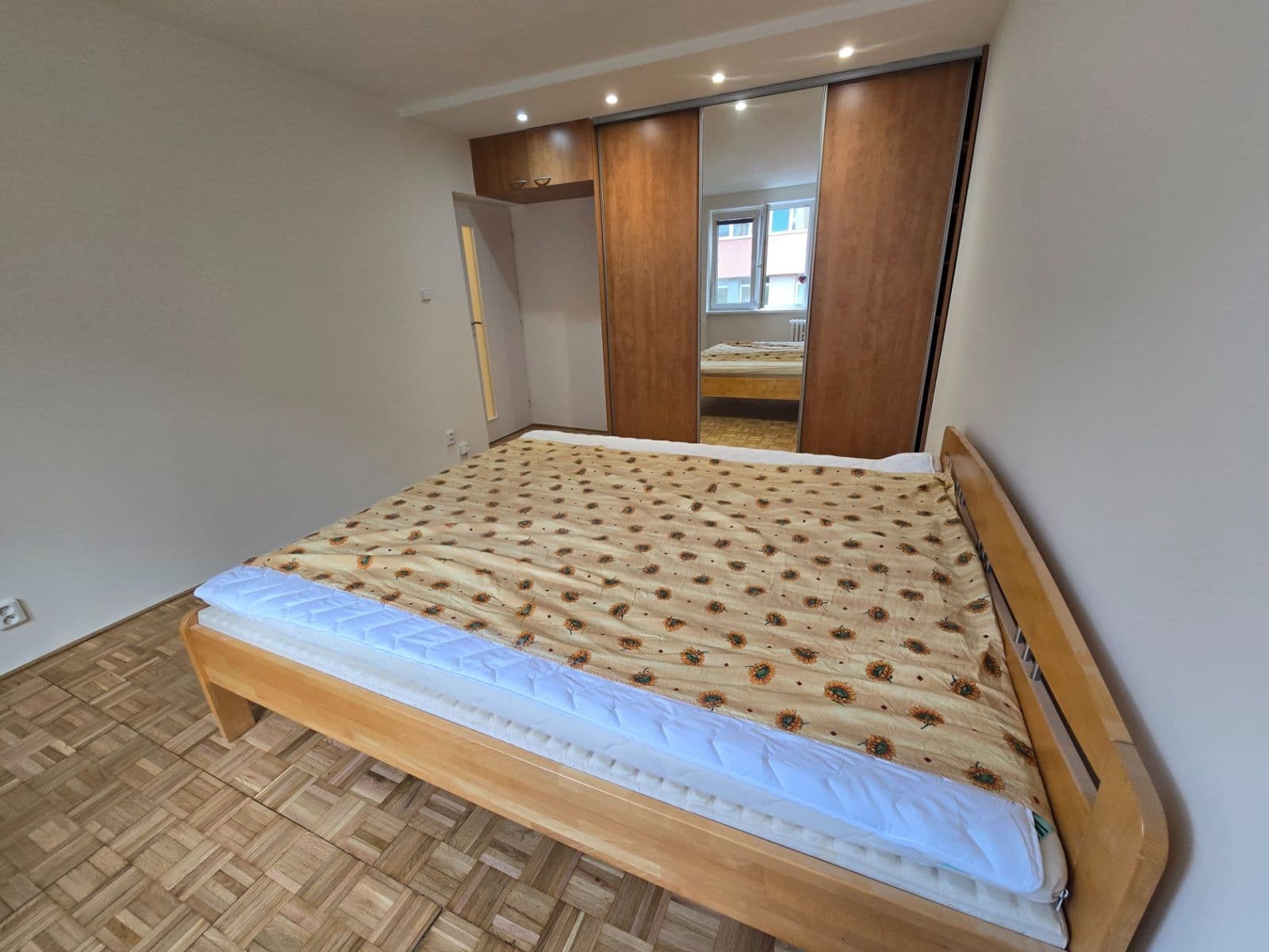1 bedroom with open-plan kitchen flat to rent, 51 m², Lihovarská, Prague, Prague 1 bedroom with open-plan kitchen flat to rent, 51 m², Lihovarská, Prague, Prague