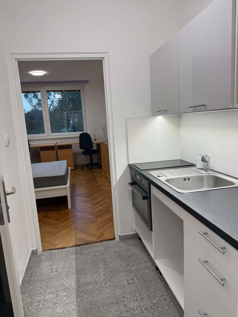 Studio flat to rent, 28 m², Herčíkova, Brno, Jihomoravský Region Studio flat to rent, 28 m², Herčíkova, Brno, Jihomoravský Region