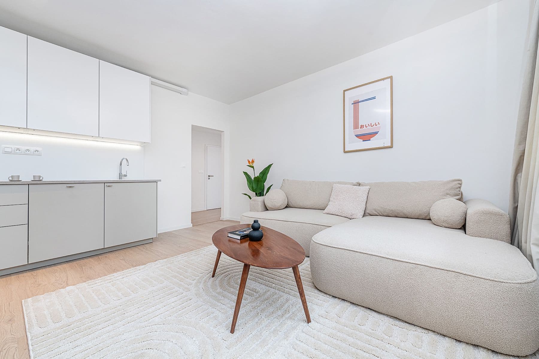 1 bedroom with open-plan kitchen flat for sale, 52 m², Komunardů, Prague, Prague 1 bedroom with open-plan kitchen flat for sale, 52 m², Komunardů, Prague, Prague