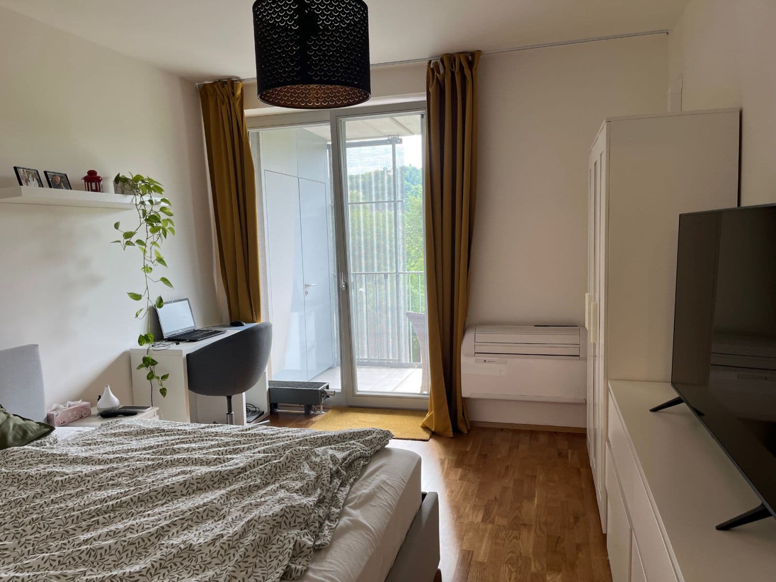 1 bedroom with open-plan kitchen flat to rent, 72 m², Mezi Vodami, Prague, Prague 1 bedroom with open-plan kitchen flat to rent, 72 m², Mezi Vodami, Prague, Prague