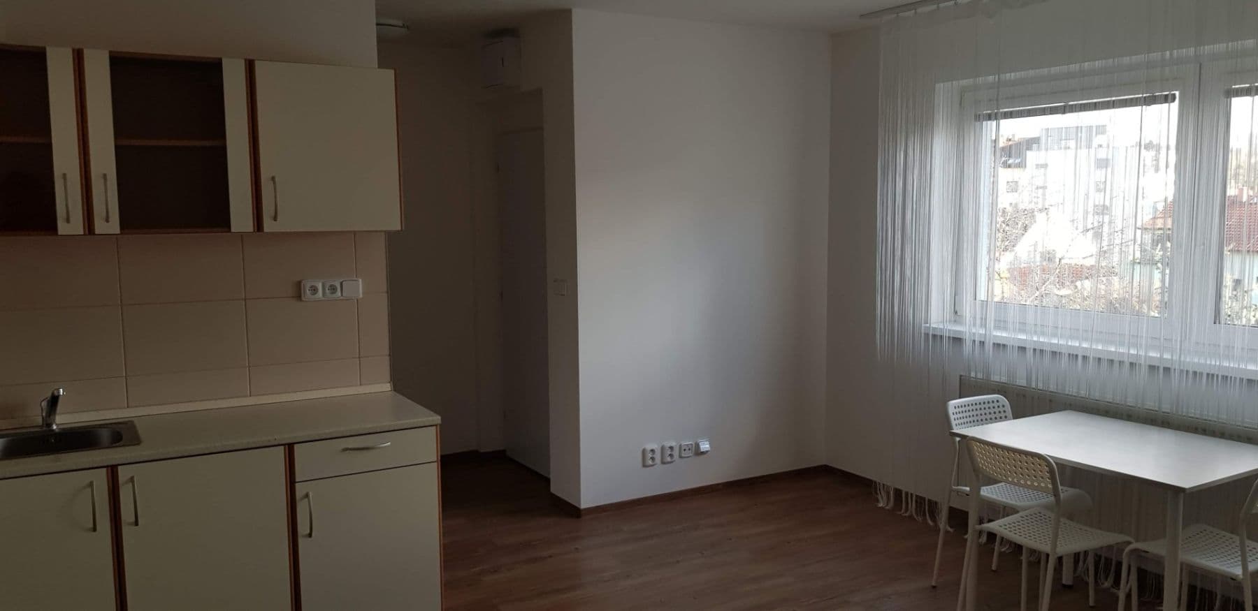 Studio flat to rent, 36 m², Šafaříkova, Brno, Jihomoravský Region Studio flat to rent, 36 m², Šafaříkova, Brno, Jihomoravský Region